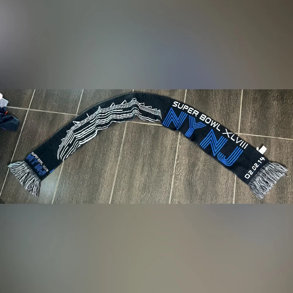 NFL 2014 Super Bowl NY NJ Black, Blue, White Fringe scarf 64.5 inches x 6 inches